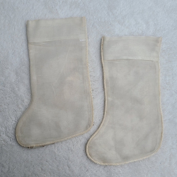 Cream and gold beaded stockings, set of 2 - Picture 5 of 8